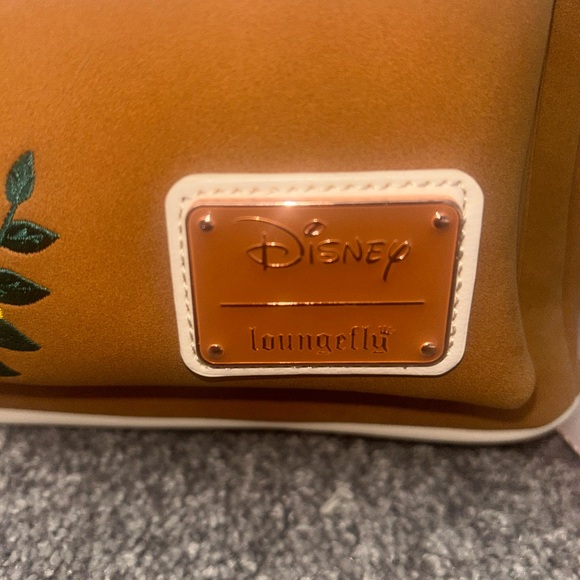 Disney loungefly backpack - Picture 6 of 7